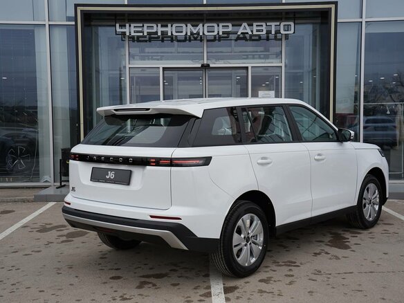 2026 Jaecoo J6, белый, 2330000 рублей - вид 4