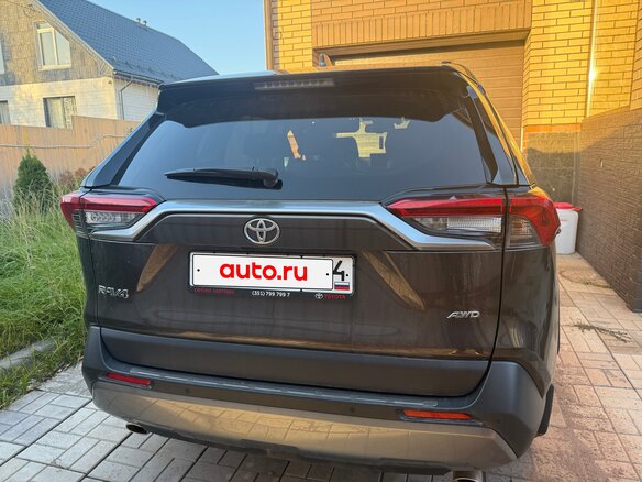 2020 Toyota RAV4 V (XA50), коричневый - вид 14