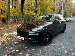 2015 Porsche Cayenne Turbo II Рестайлинг (958), чёрный, 4210000 рублей, вид 1