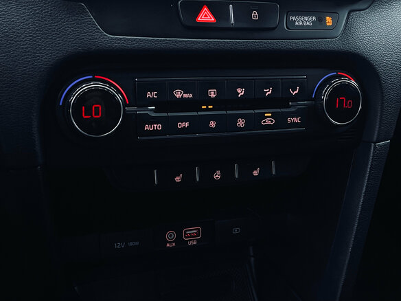 2019 Kia Ceed III, серый, 1640000 рублей - вид 16