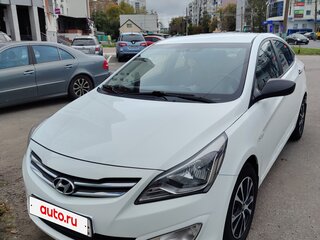 2014 Hyundai Solaris I Рестайлинг, белый, 650000 рублей, вид 1