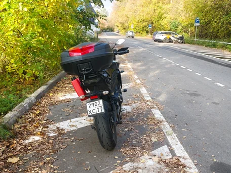 2018 Yamaha MT-09 Tracer (FJ-09), зелёный, 800000 рублей, вид 4