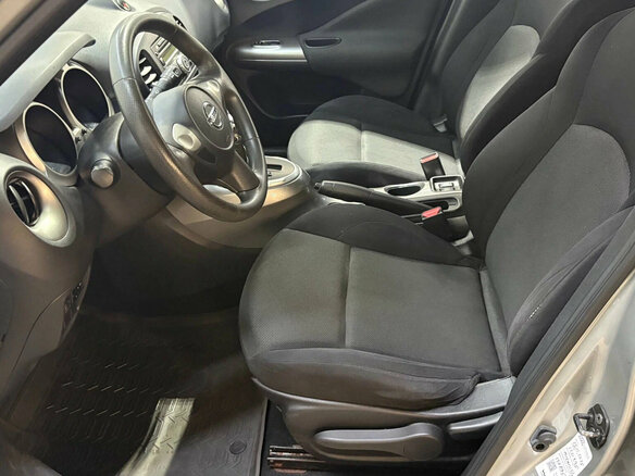 2014 Nissan Juke I, серебристый, 930000 рублей - вид 6