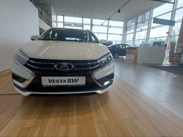 2026 Lada (ВАЗ) Vesta SW I Рестайлинг (NG), белый - вид 1