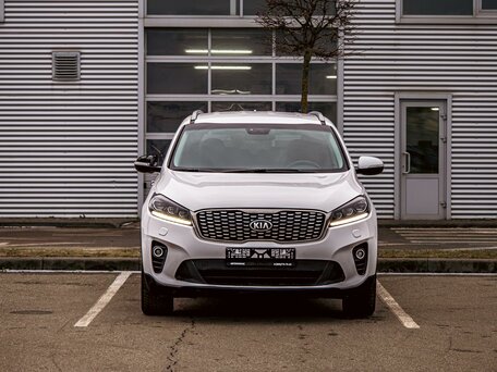 2019 Kia Sorento 8-speed III Prime Рестайлинг, белый, 2495000 рублей, вид 2