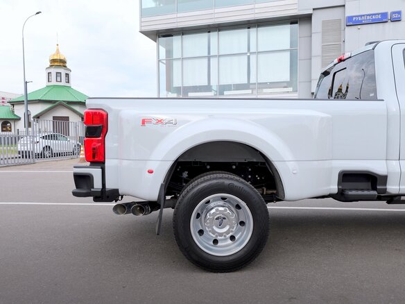 2026 Ford F-450, серый, 19500000 рублей - вид 5