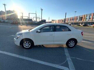 2013 Chevrolet Cobalt II, бежевый, 490000 рублей, вид 2