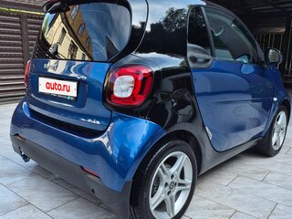 2016 Smart Fortwo III, голубой, 1300000 рублей, вид 2