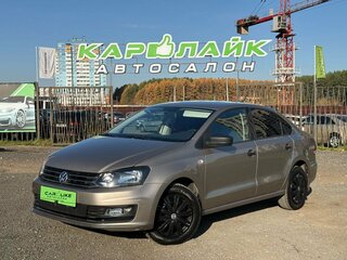 2019 Volkswagen Polo V Рестайлинг, бежевый, 1469000 рублей, вид 2