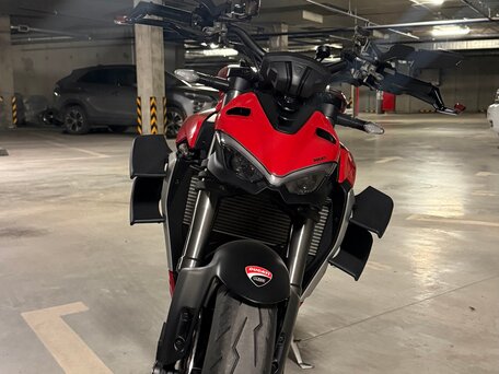 2024 Ducati Streetfighter V2, красный, 1600000 рублей, вид 5