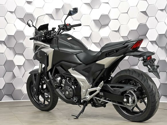 2021 Honda NC 750X, чёрный, 999000 рублей - вид 7