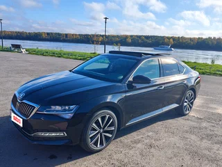 2025 Skoda Superb III Рестайлинг, чёрный, 3900000 рублей, вид 1