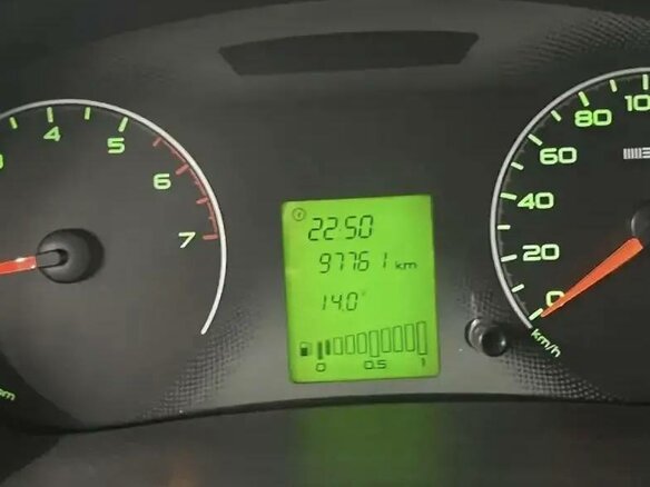 2013 Lada (ВАЗ) Granta I, красный, 455000 рублей - вид 3
