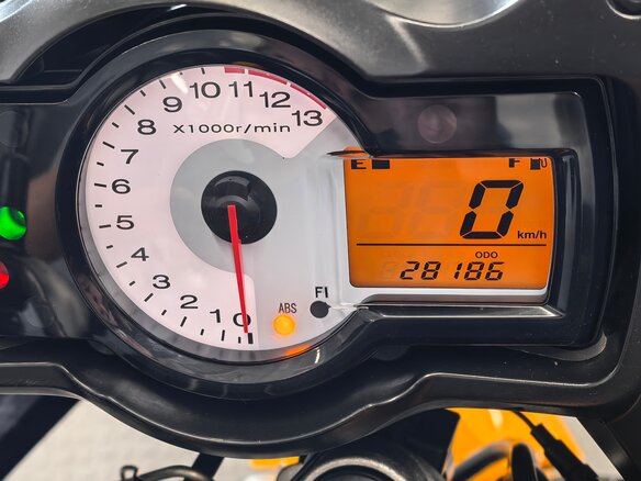 2012 Kawasaki Versys 650, жёлтый, 479000 рублей - вид 8