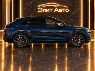 2021 Audi Q8 55 TFSI I (4M), синий, 9690000 рублей, вид 5