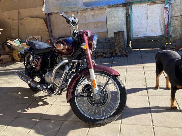 2024 Royal Enfield Bullet 350, пурпурный, 450000 рублей - вид 4