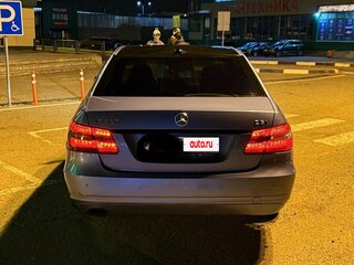 2010 Mercedes-Benz E-Класс 200 5G-Tronic IV (W212, S212, C207), голубой, 1199000 рублей, вид 4