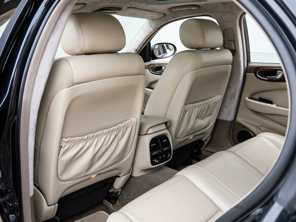 2003 Jaguar XJ III (X350/X358), чёрный, 2065000 рублей - вид 12
