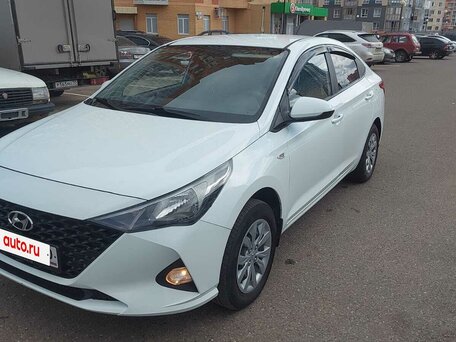 2020 Hyundai Solaris II Рестайлинг, белый, 1200000 рублей, вид 1