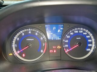 2012 Hyundai Solaris I, серый, 690000 рублей, вид 5