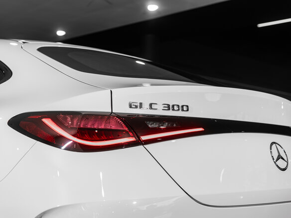 2026 Mercedes-Benz GLC Coupe 300 II (C254), белый, 9790000 рублей - вид 7