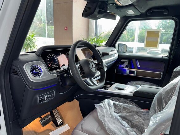 2026 Mercedes-Benz G-Класс 450 d III (W465) Рестайлинг, белый, 17500000 рублей - вид 9