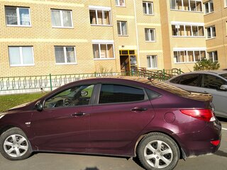 2013 Hyundai Solaris I, фиолетовый, 650000 рублей, вид 4
