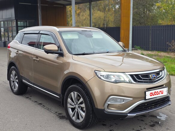 2020 Geely Atlas I, бежевый, 1900000 рублей - вид 2