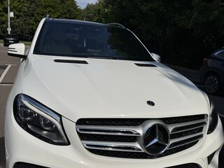 2017 Mercedes-Benz GLE 400 9G-Tronic I (W166), белый, 3800000 рублей, вид 2