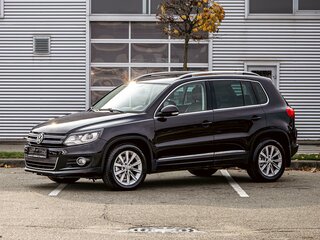 2014 Volkswagen Tiguan I Рестайлинг, чёрный, 1095000 рублей, вид 1
