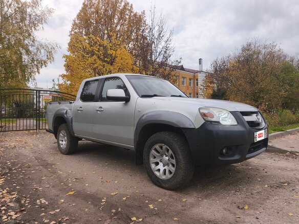2008 Mazda BT-50 I, серебристый, 590000 рублей - вид 2