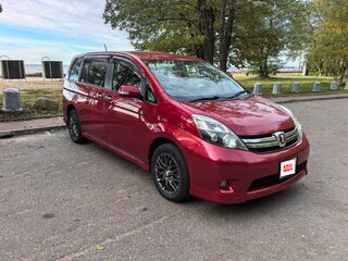 2012 Toyota ISis I Рестайлинг, красный, 1300000 рублей, вид 2