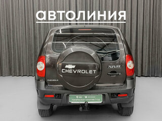 2009 Chevrolet Niva I Рестайлинг, коричневый, 505000 рублей, вид 4