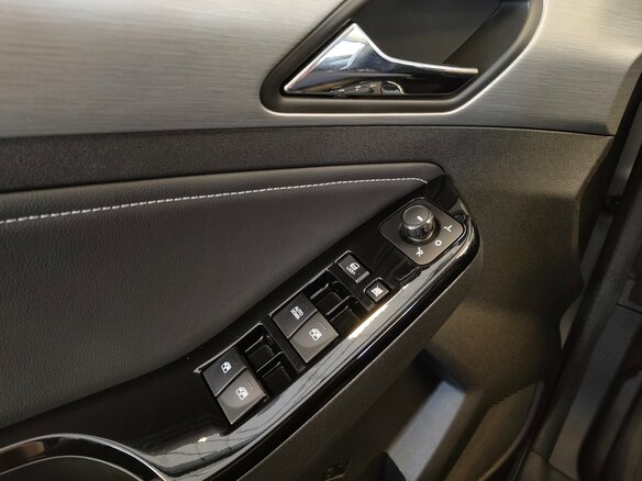 2023 BAIC X35, серебристый, 1423000 рублей - вид 5