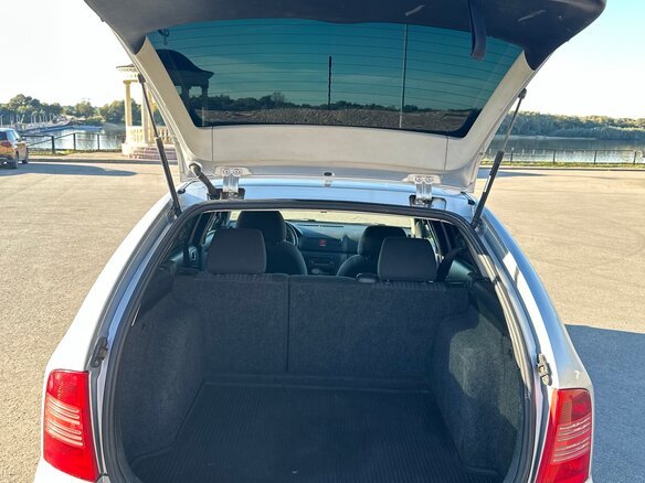 2008 Skoda Octavia I (A4) Рестайлинг, серебристый - вид 7
