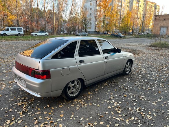 2004 Lada (ВАЗ) 2112, серебристый, 160000 рублей - вид 5