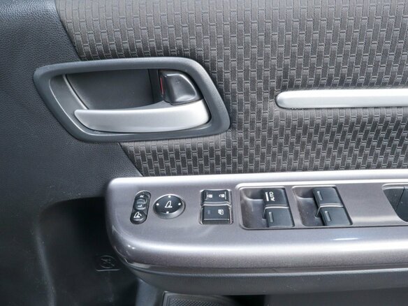 2018 Honda Stepwgn V Рестайлинг, белый, 2579000 рублей - вид 7