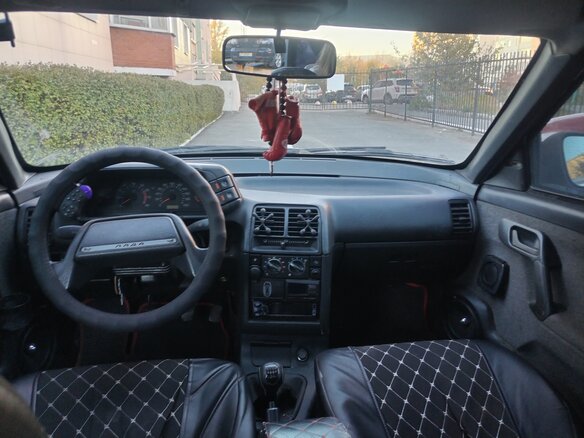 2004 Lada (ВАЗ) 2112, серебристый, 95000 рублей - вид 8