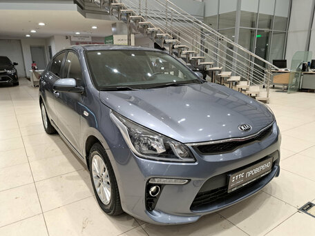 2019 Kia Rio IV, серый, 1380000 рублей, вид 3
