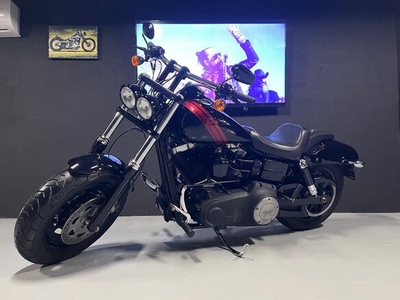 2015 Harley-Davidson Fat Bob, чёрный, 1100000 рублей - вид 3