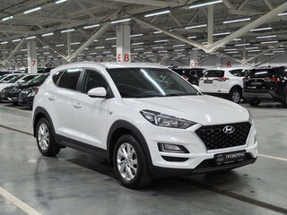 2018 Hyundai Tucson III Рестайлинг, белый, 2100000 рублей, вид 3