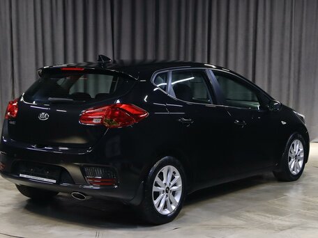 2018 Kia Ceed II Рестайлинг, чёрный, 1299000 рублей, вид 2