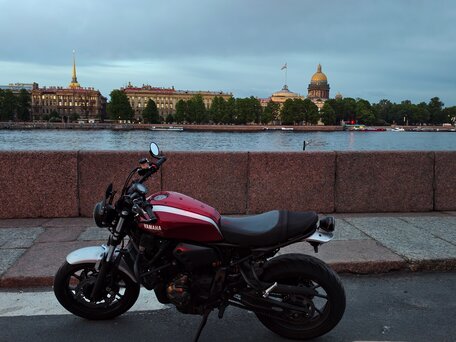 2018 Yamaha XSR700, красный, 620000 рублей, вид 4