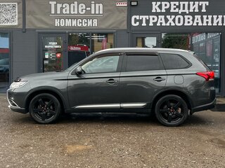2016 Mitsubishi Outlander III Рестайлинг 2, серый, 1799000 рублей, вид 5