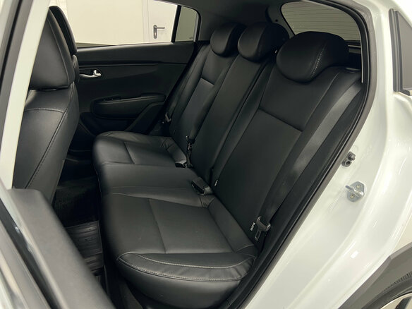 2019 Kia Rio X-Line IV, белый, 1690000 рублей - вид 16