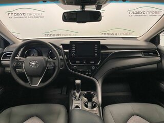 2022 Toyota Camry VIII (XV70) Рестайлинг, белый, 3100000 рублей, вид 4
