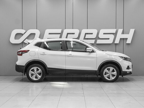 2019 Nissan Qashqai II Рестайлинг, белый, 1990000 рублей - вид 4