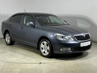 2012 Skoda Octavia II (A5) Рестайлинг, серый, 900000 рублей, вид 4