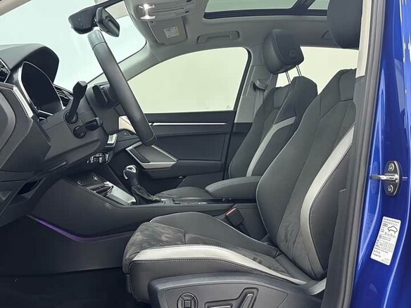 2023 Audi Q3 35 TFSI II (F3), синий, 2640000 рублей - вид 9