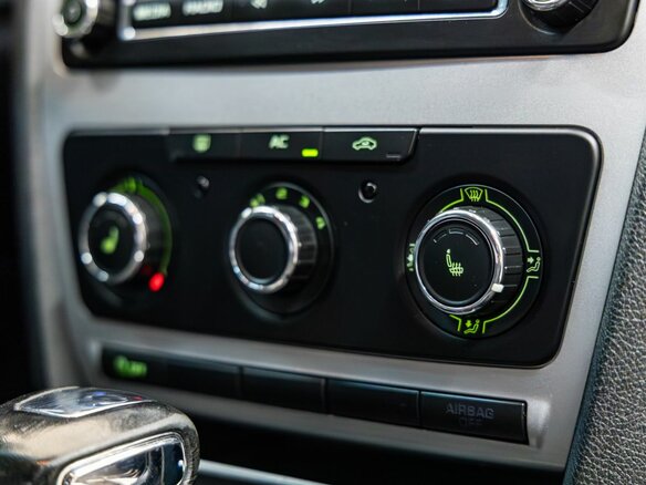 2012 Skoda Octavia II (A5) Рестайлинг, чёрный - вид 30